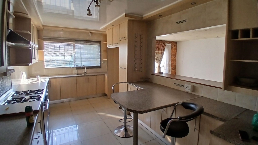 3 Bedroom Property for Sale in Universitas Ridge Free State